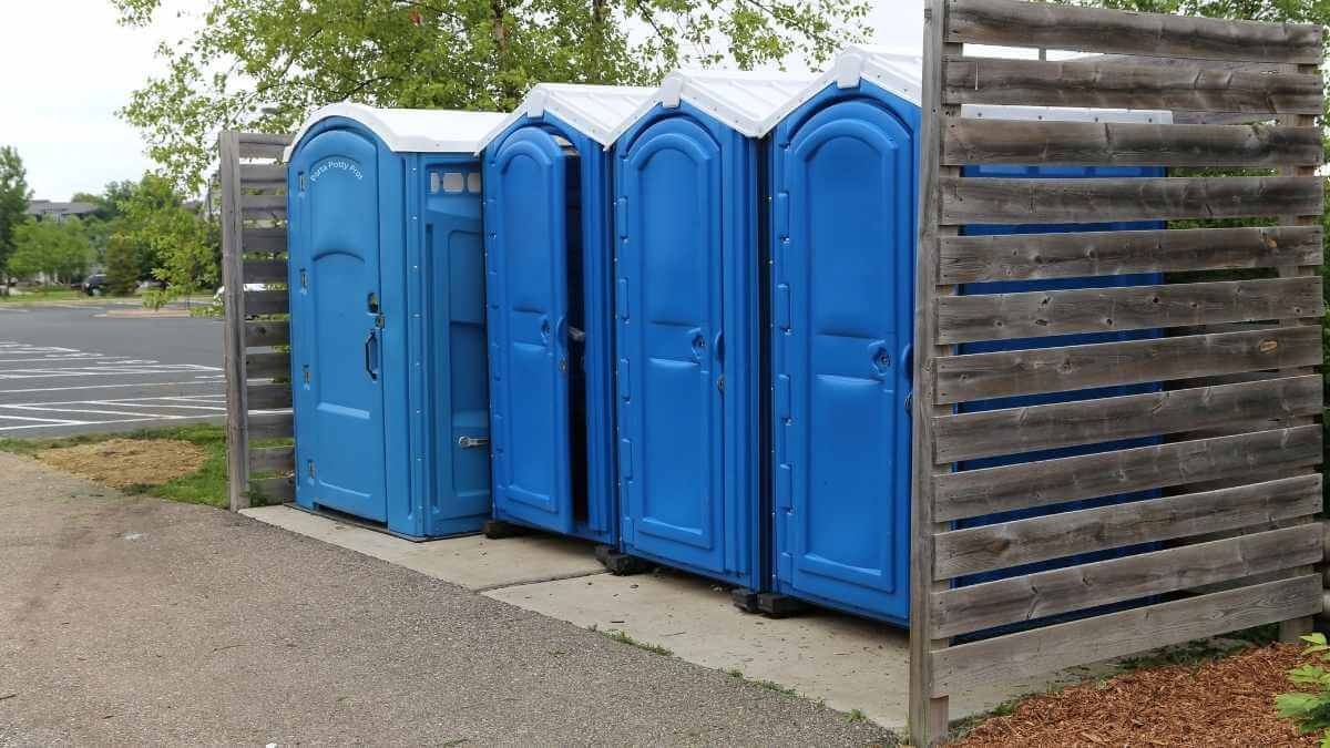 Porta Potty Rental Pros - Quality Portable Restroom Services in Albion, IA, 50005